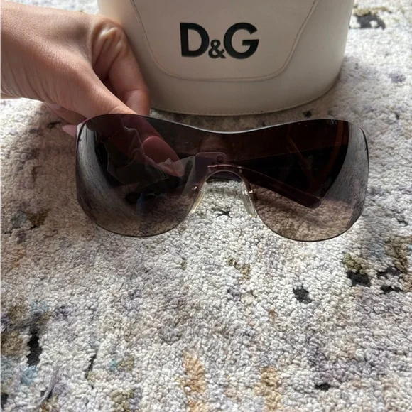 Y2K Dolce & Gabbana Shield Purple Rhinestone Sunglasses, D&G 8037B - Picture 10 of 15